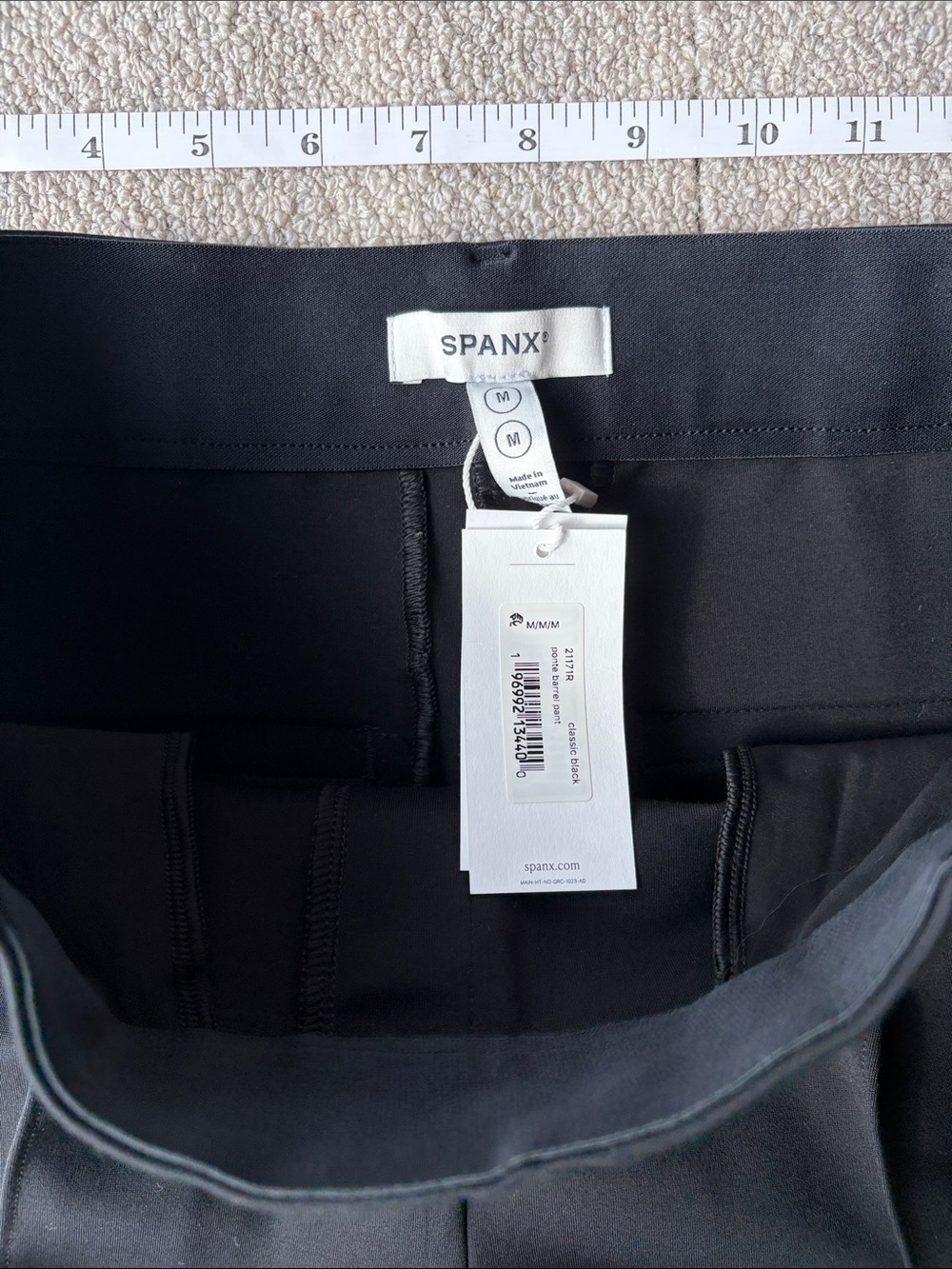 SPANX Ponte Barrel Leg Pant - Picture 3 of 6